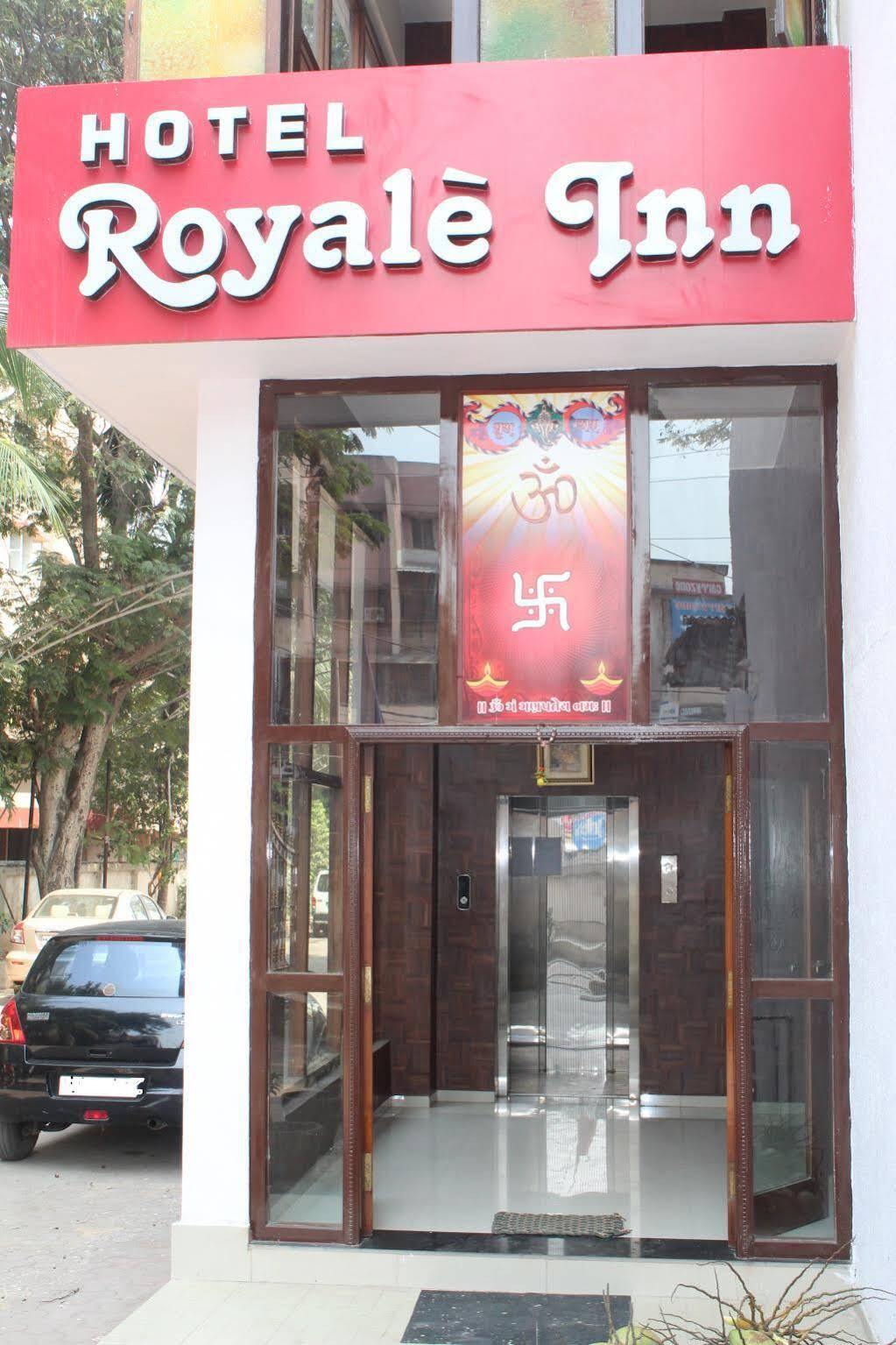 Hotel Royale Inn Vapi Exterior foto